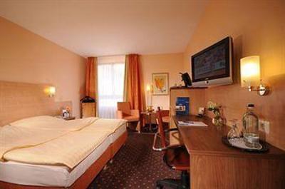 фото отеля AMBER HOTEL Hilden/Dusseldorf
