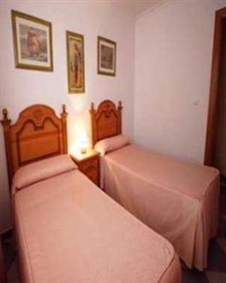 фото отеля Apartamentos Niña De Oro 21