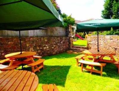 фото отеля The George Inn & Millingbrook Lodge