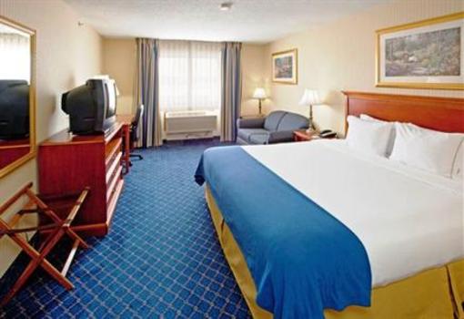 фото отеля Holiday Inn Express Angola Fremont (Indiana)