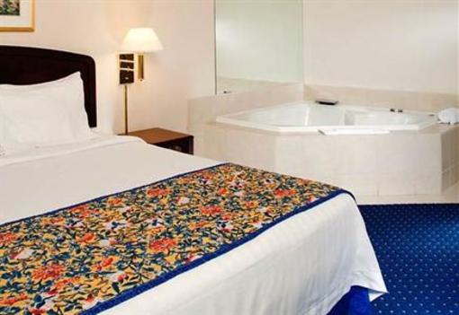 фото отеля Courtyard by Marriott Toledo Rossford Perrysburg