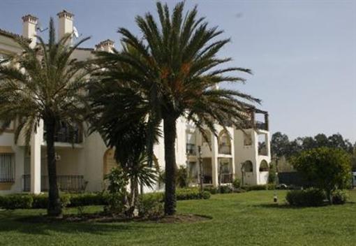 фото отеля Hacienda Beach Apartments