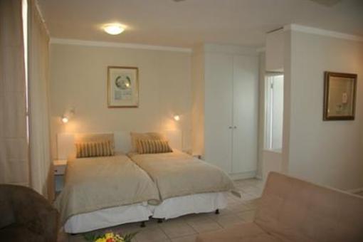 фото отеля Cascades Holiday Apartments Cape Town