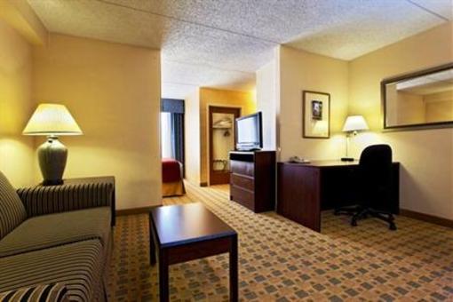 фото отеля Holiday Inn Express Austin Airport