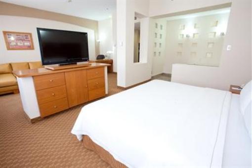 фото отеля Holiday Inn Express San Luis Potosi