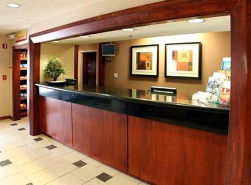 фото отеля Courtyard by Marriott Charlotte Matthews