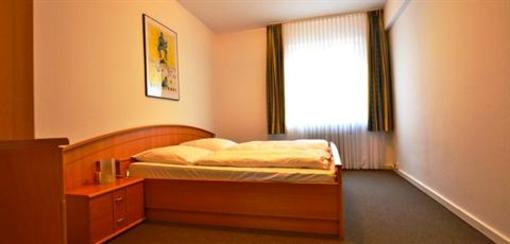 фото отеля Hotel Weidenhof Dusseldorf
