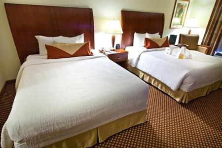 фото отеля Hilton Garden Inn Northeast Raleigh