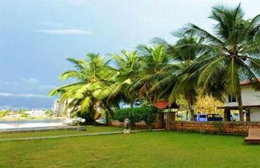 фото отеля Ambady s Palmgrove Club