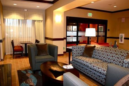 фото отеля Hampton Inn & Suites Folsom