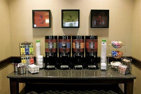 фото отеля Hampton Inn & Suites Folsom