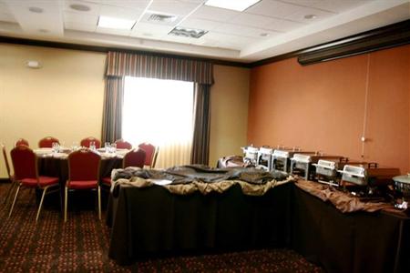 фото отеля Hampton Inn & Suites Folsom