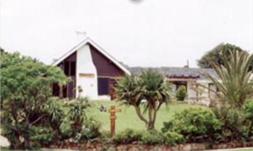 фото отеля Lungile Backpackers Lodge