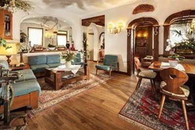 фото отеля Columbia Hotel Cortina d'Ampezzo