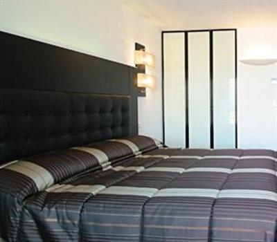 фото отеля Mariana Hotel Calvi