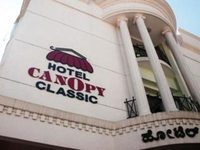Hotel Canopy Classic