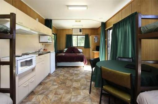 фото отеля Surfside Holiday Park Warrnambool