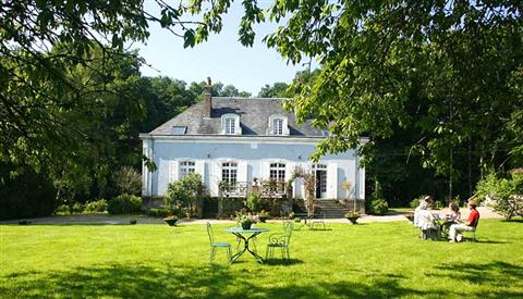 фото отеля Hotel Les Grands Chenes