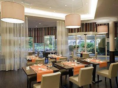 фото отеля Novotel Clermont-Ferrand