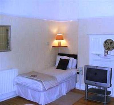 фото отеля Ocean View Guest House Hartlepool