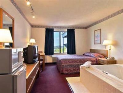 фото отеля Days Inn Johnson Creek