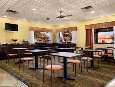 фото отеля Days Inn Charleston East