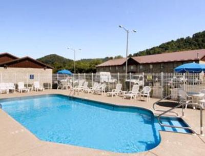 фото отеля Days Inn Charleston East