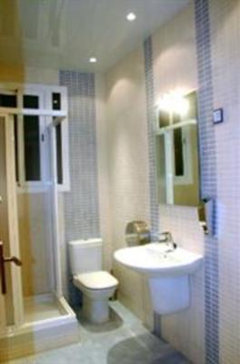 фото отеля Hostal Madrazo