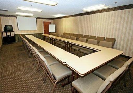 фото отеля Quality Inn Ripley (West Virginia)