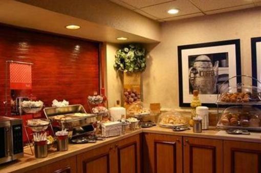 фото отеля Hampton Inn Detroit Southfield
