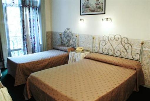 фото отеля Gran Hotel Hispano
