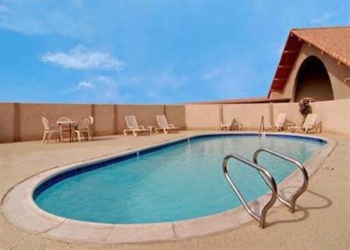 фото отеля Rodeway Inn & Suites El Centro