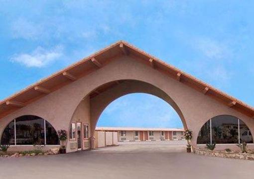 фото отеля Rodeway Inn & Suites El Centro