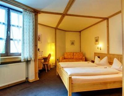 фото отеля Grüner Baum Hotel Würzburg