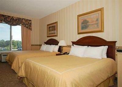 фото отеля Comfort Inn & Suites Nanuet