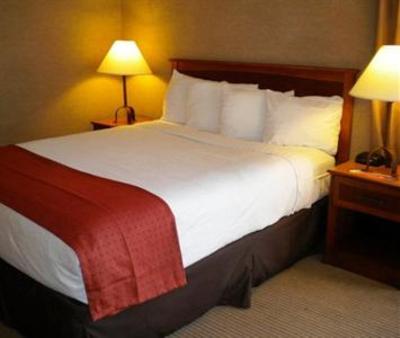 фото отеля Holiday Inn Select Denver - Cherry Creek