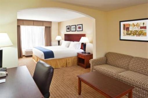 фото отеля Holiday Inn Express Hotel & Suites East Lansing