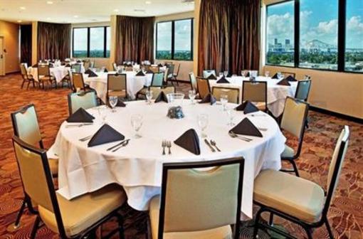 фото отеля Holiday Inn New Orleans West Bank Tower