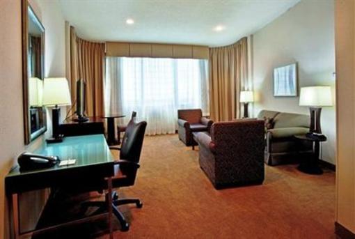фото отеля Holiday Inn New Orleans West Bank Tower