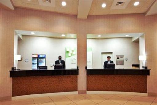 фото отеля Holiday Inn New Orleans West Bank Tower