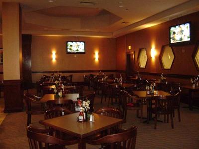 фото отеля Embassy Suites Detroit Southfield