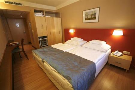фото отеля Harkany Hotel Drava