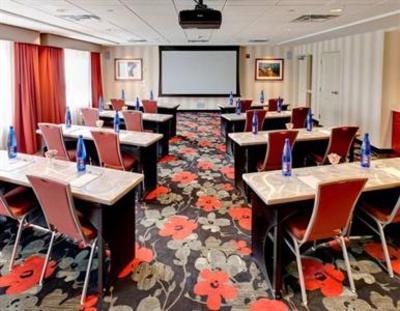 фото отеля Hampton Inn Portland Downtown - Waterfront