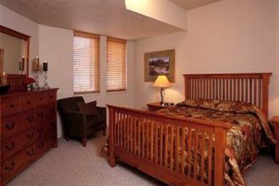 фото отеля Crestview Condominiums