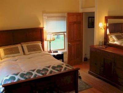 фото отеля Beautiful Valley Guesthouse Scottsville (New York)