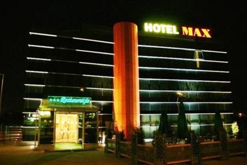 фото отеля Max Hotel Lubon