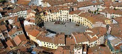 фото отеля Anfiteatro Bed and Breakfast Lucca