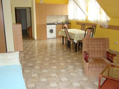 фото отеля Kunszler Apartmanhaz