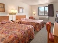 Super 8 Weston