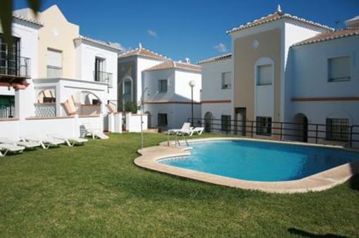 фото отеля Apartamentos La Luna Nerja